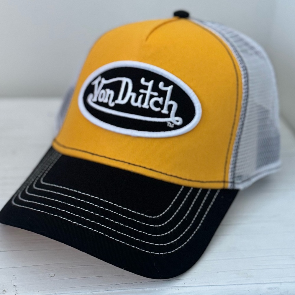 NWT Von Dutch Infinite Gold Trucker Hat - Black & Yellow - SnapBack